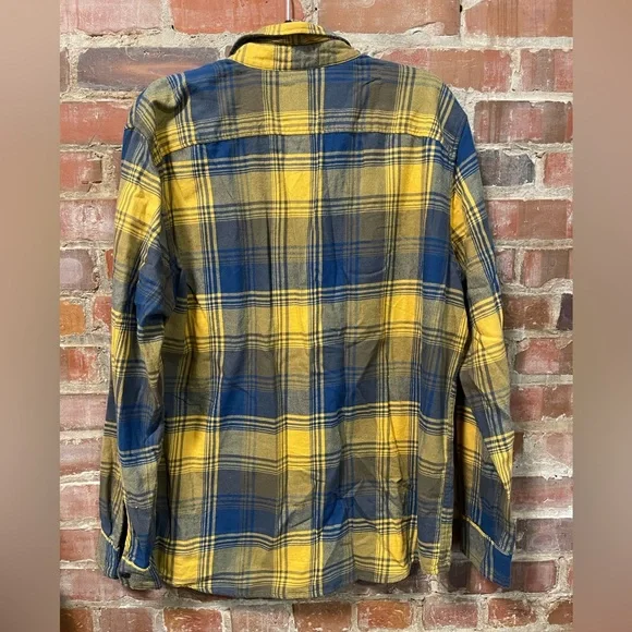 AE Flannel - Picture 2 of 3